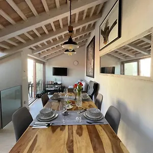 Old Town Luxury Apartment